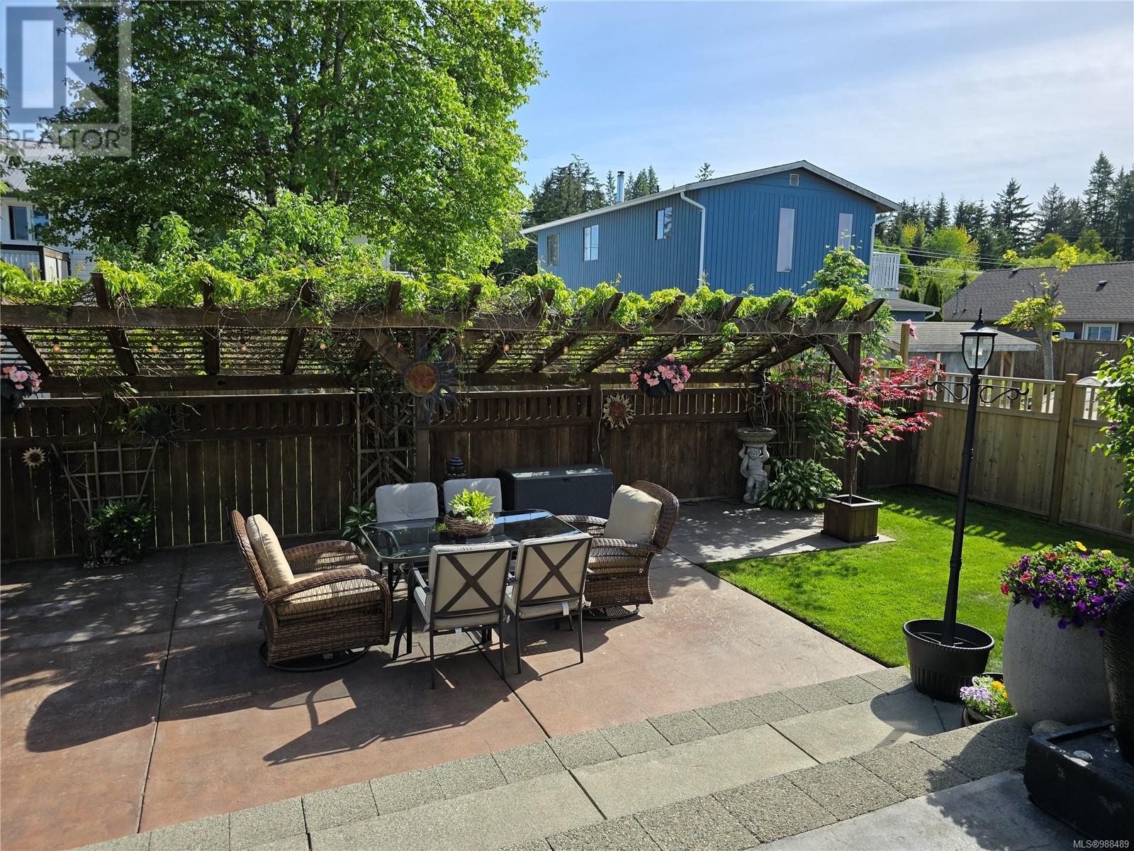 275 Dahl Rd, Campbell River real estate listing 988489