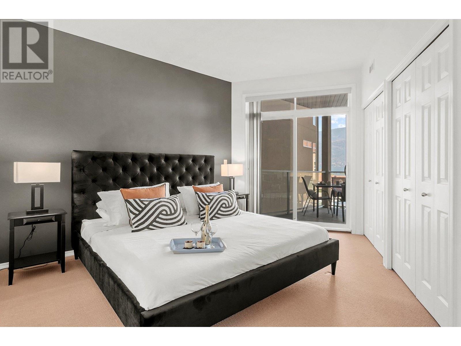 535 1088 Sunset Drive, Kelowna