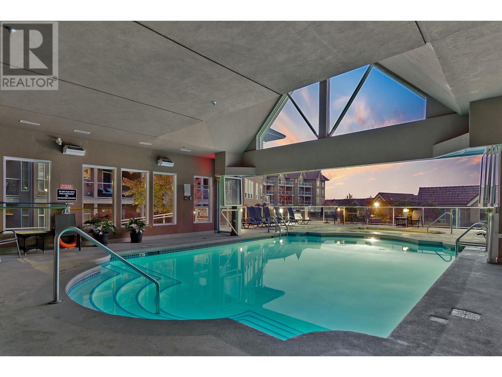 535 1088 Sunset Drive, Kelowna