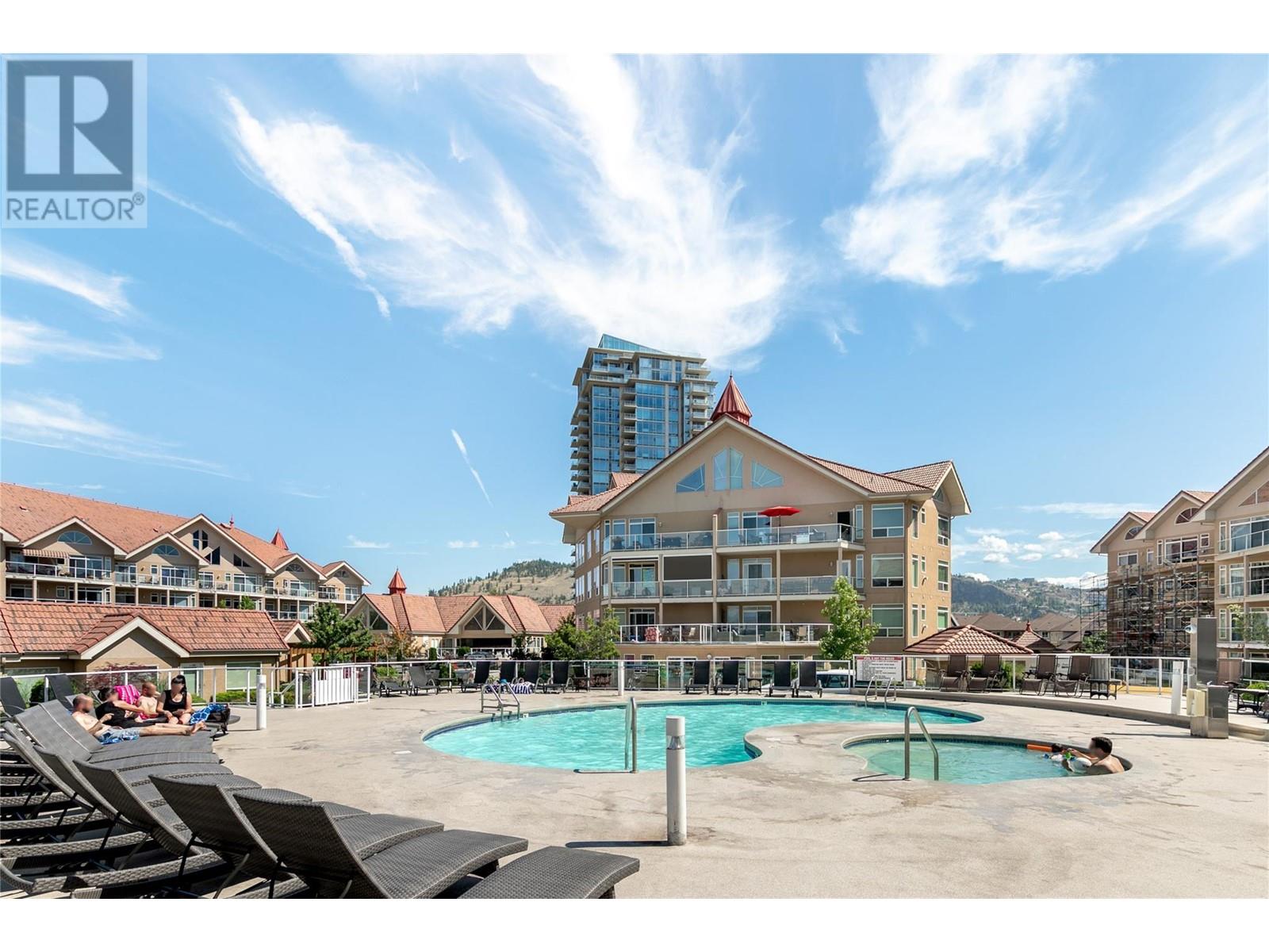 535 1088 Sunset Drive, Kelowna