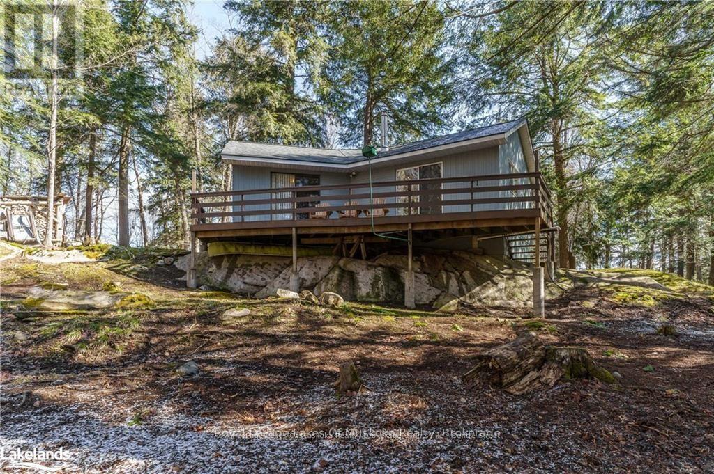 Photo 27 of 32 Maple Leaf Drive, Huntsville ON