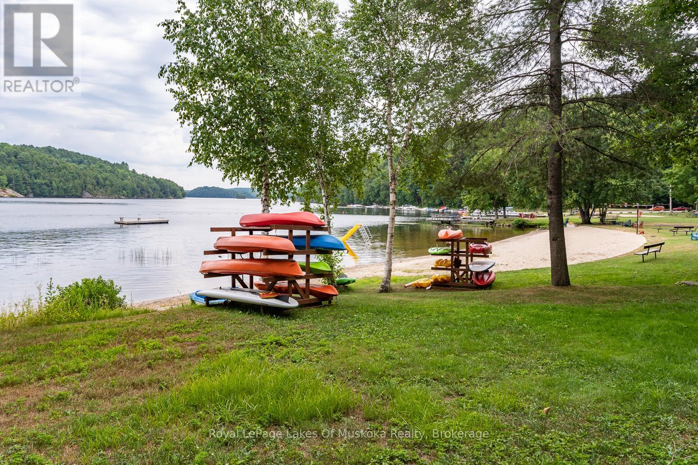 Photo 34 of 32 Maple Leaf Drive, Huntsville ON