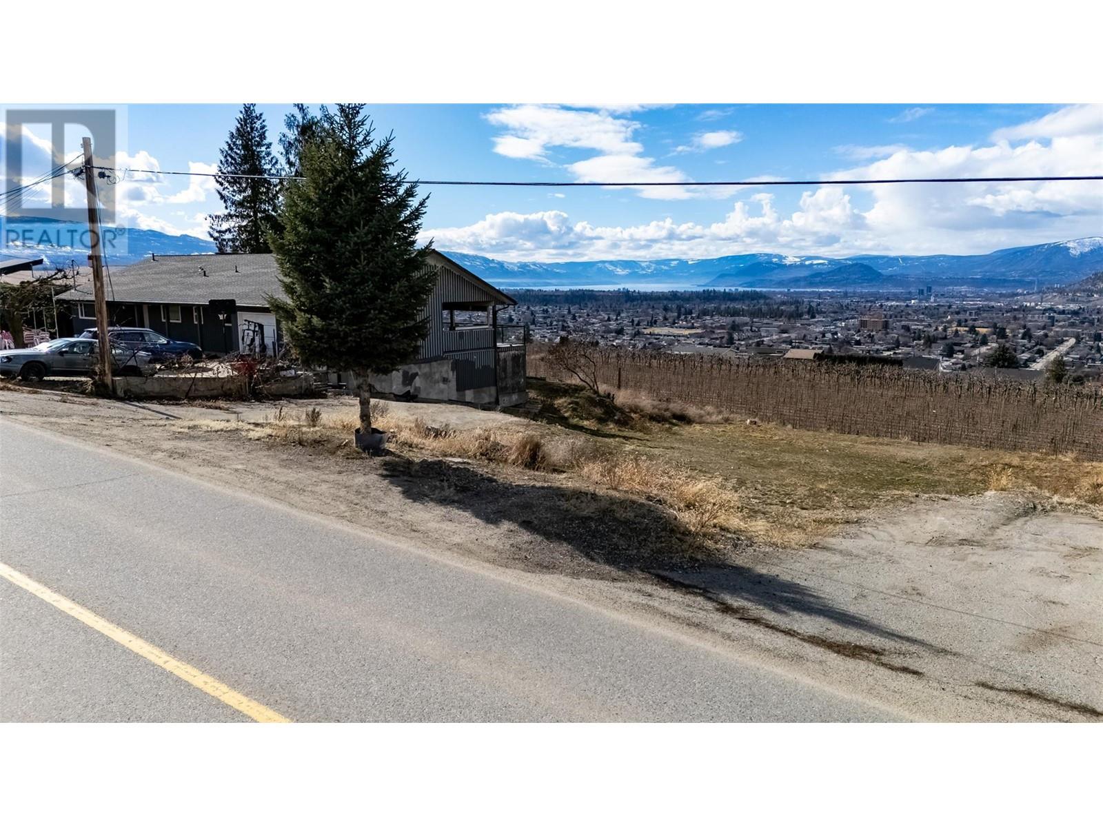 Photo 18 of 424 Gibson Road, Kelowna BC