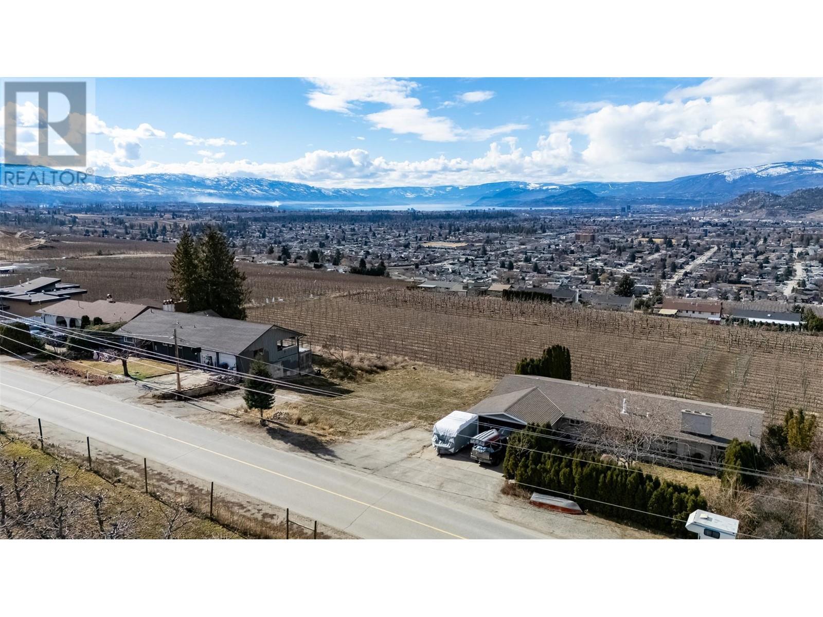 Photo 6 of 424 Gibson Road, Kelowna BC