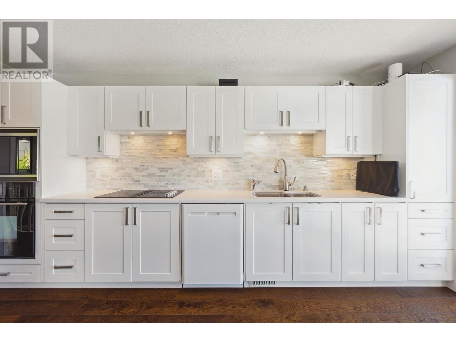 5307 ASPEN DRIVE, West Vancouver real estate listing R2968301