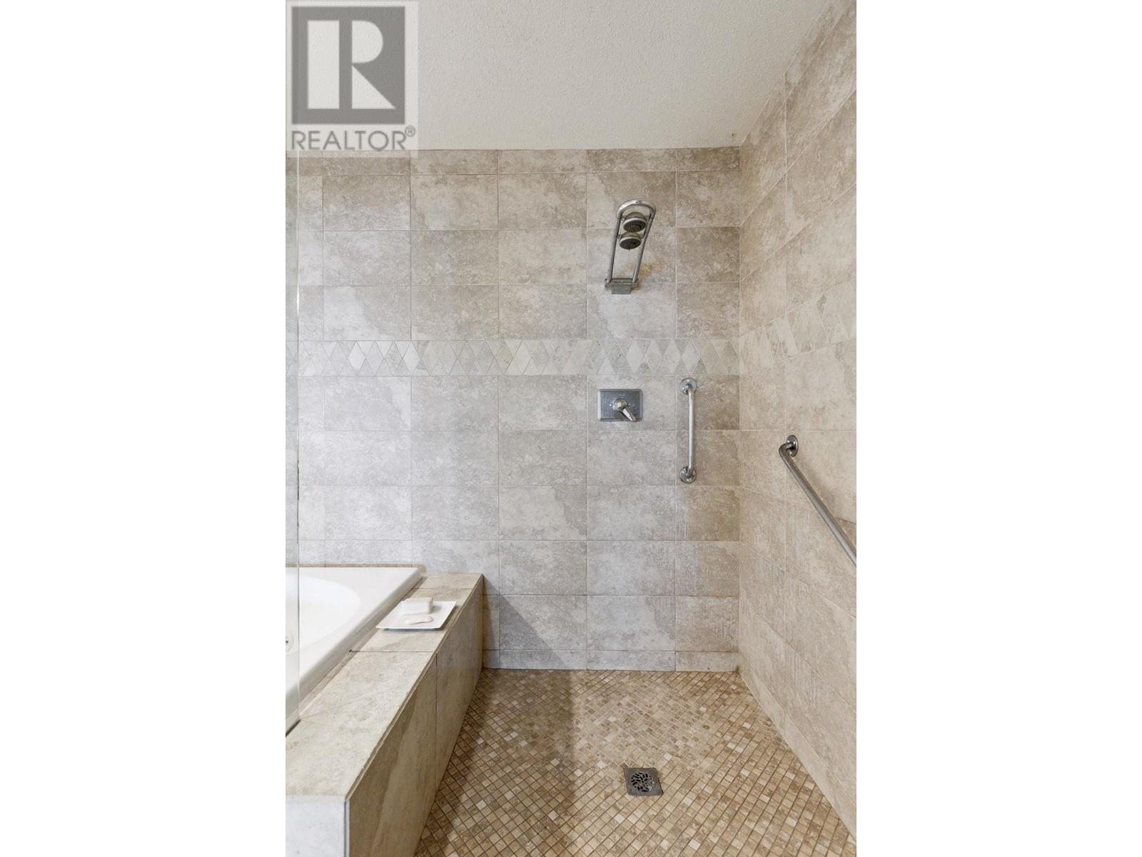 5307 ASPEN DRIVE, West Vancouver real estate listing R2968301