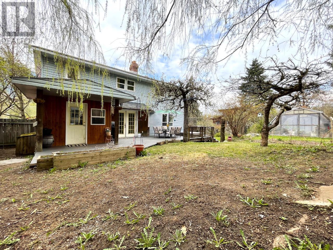 7904 Railway Avenue, Procter
