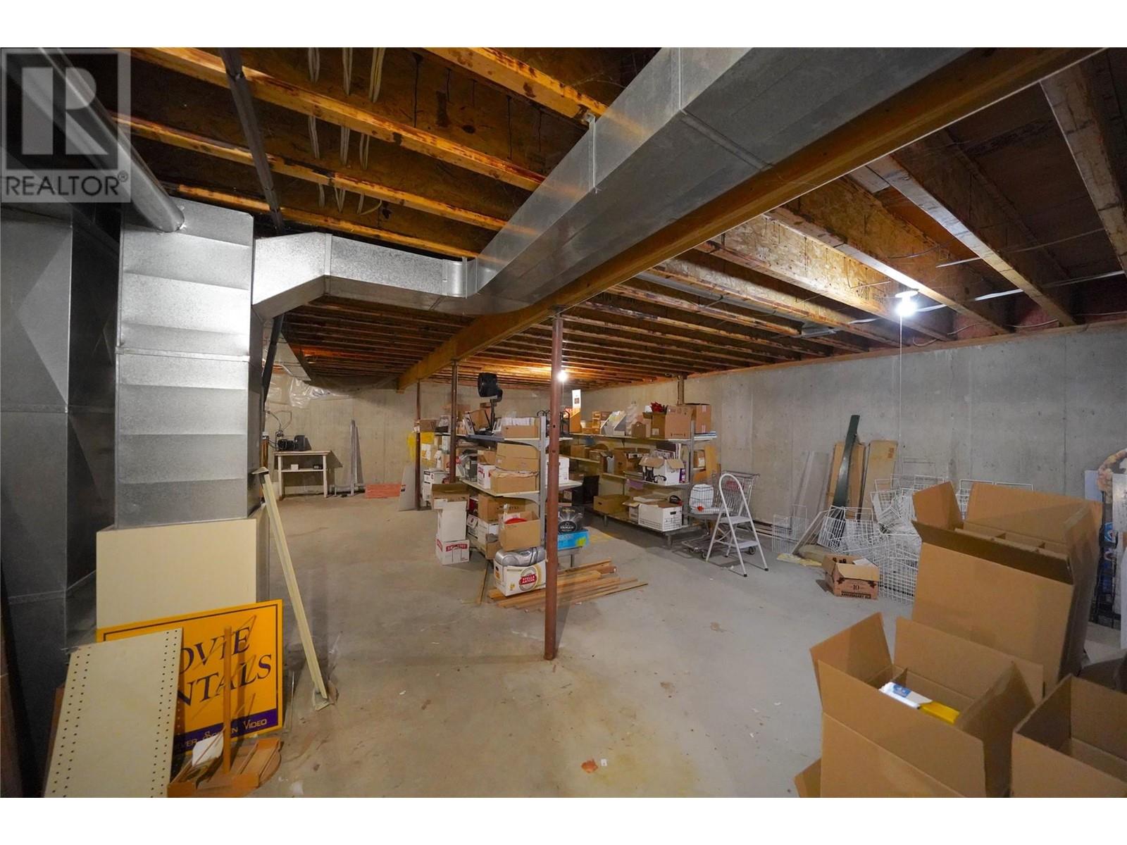 7904 Railway Avenue, Procter