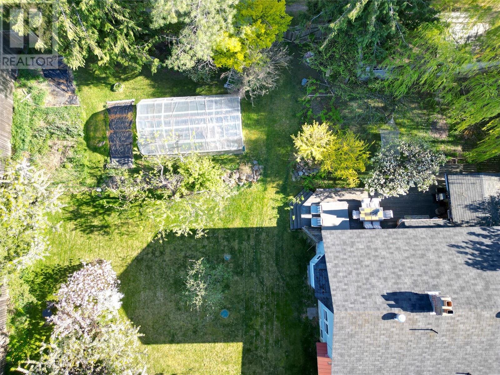 7904 Railway Avenue, Procter