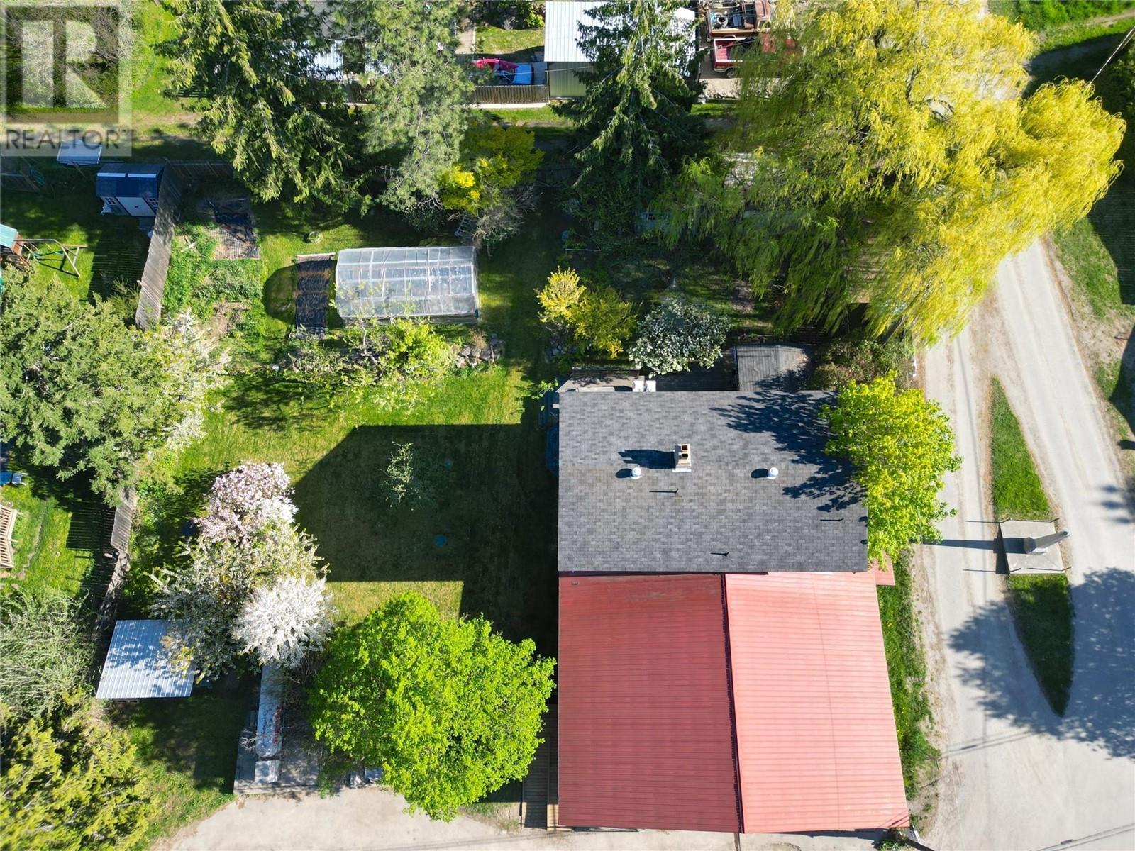 7904 Railway Avenue, Procter