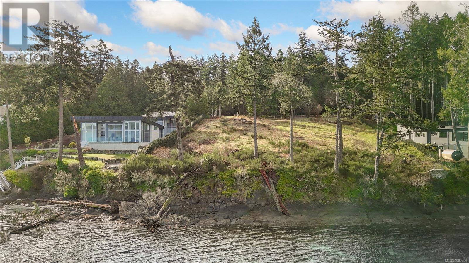  770 Lands End Road, North Saanich