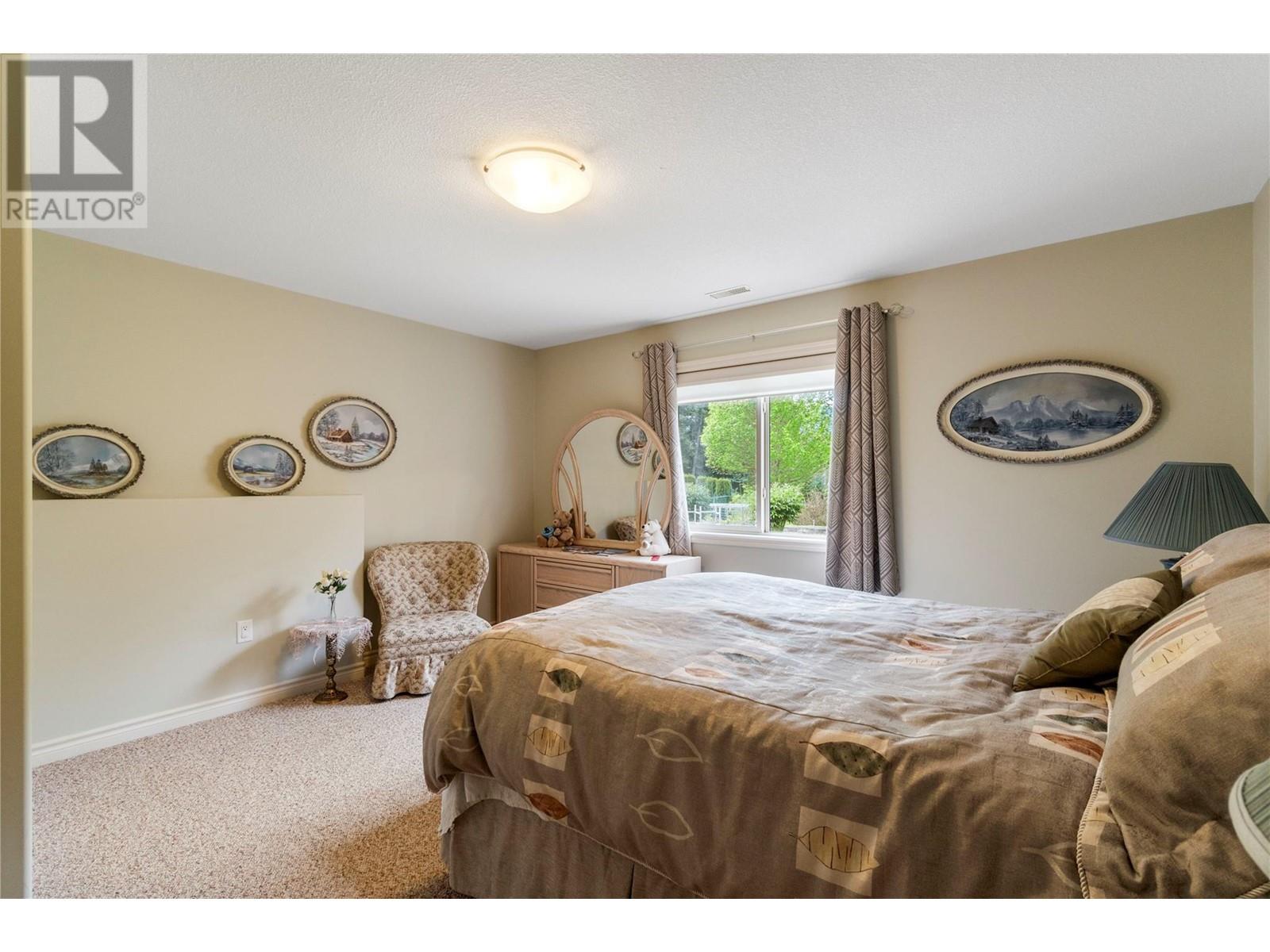 Photo 27 of 2796 Golf Course Drive, Blind Bay BC