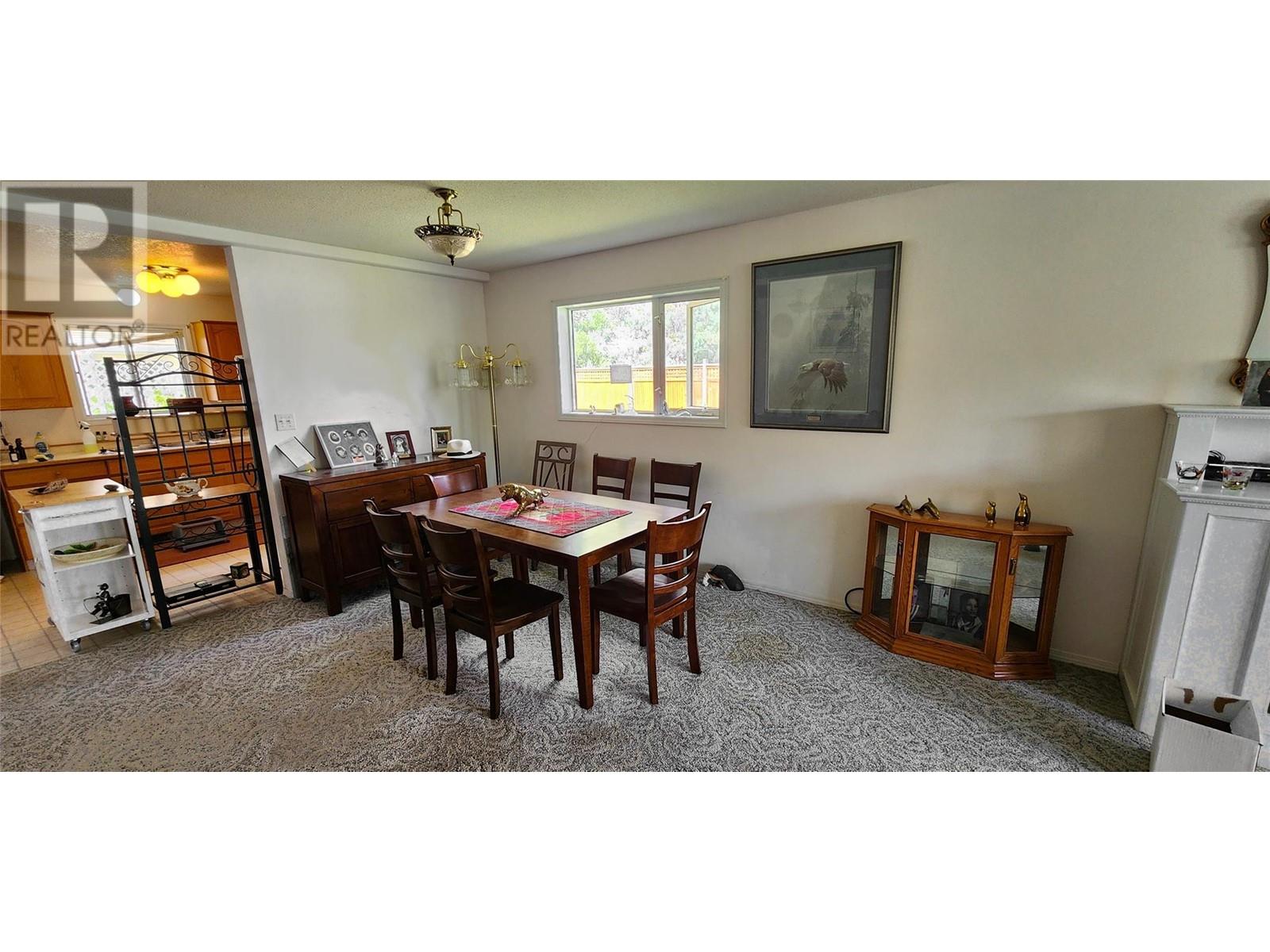  860 Eveningstar Crescent, Oliver