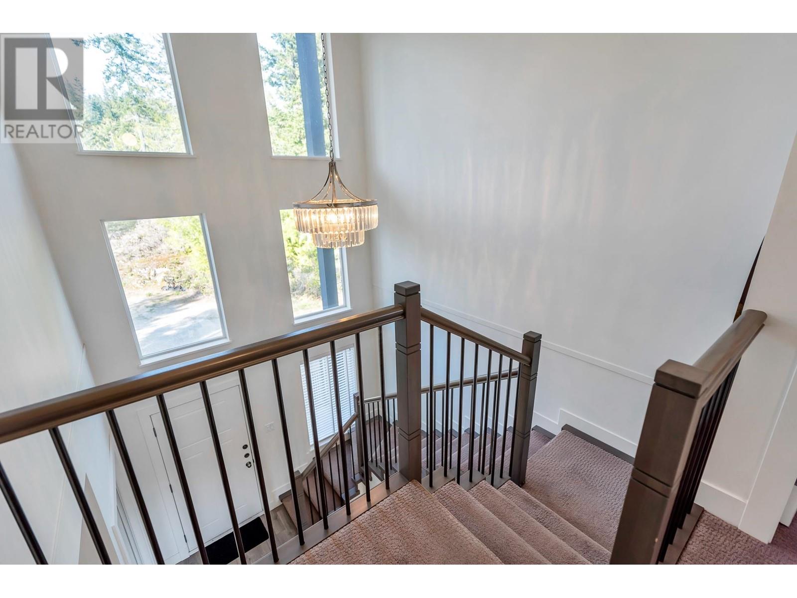 9431 STEPHENS WAY, Halfmoon Bay