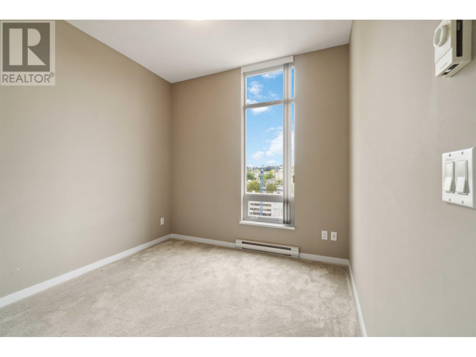 Photo 15 of 1904 39 Sixth Street, New Westminster BC