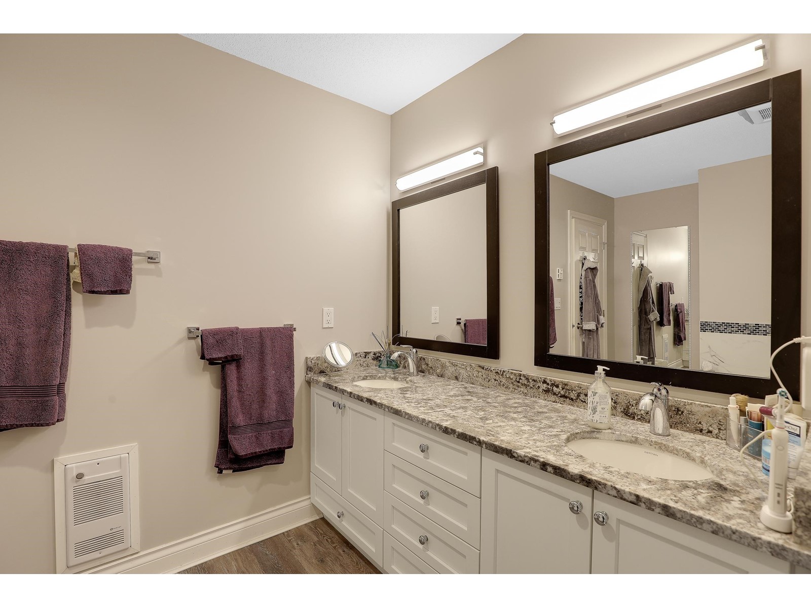 Photo 25 of 17 3354 Horn Street, Abbotsford BC