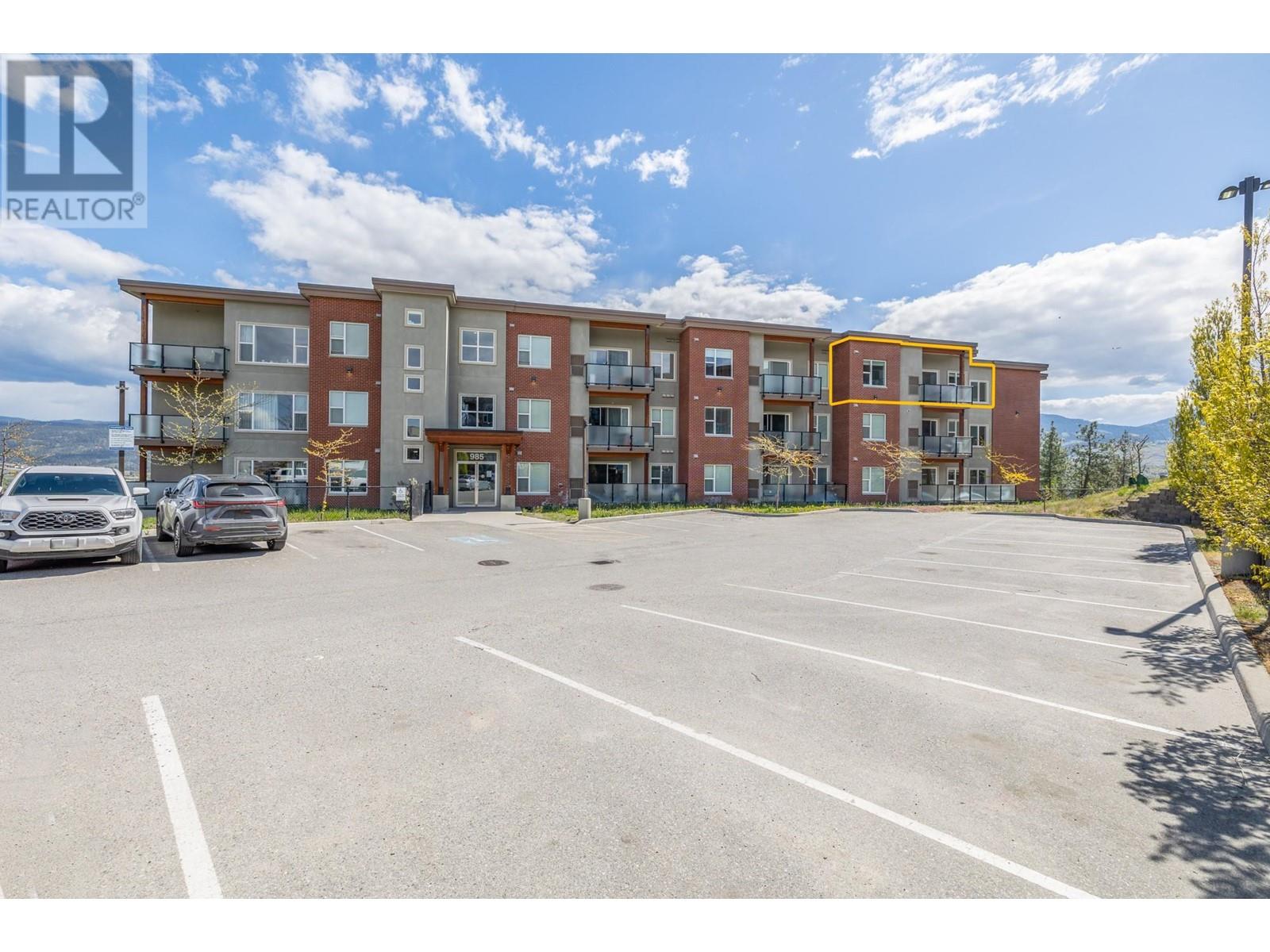 308 985 Academy Way, Kelowna