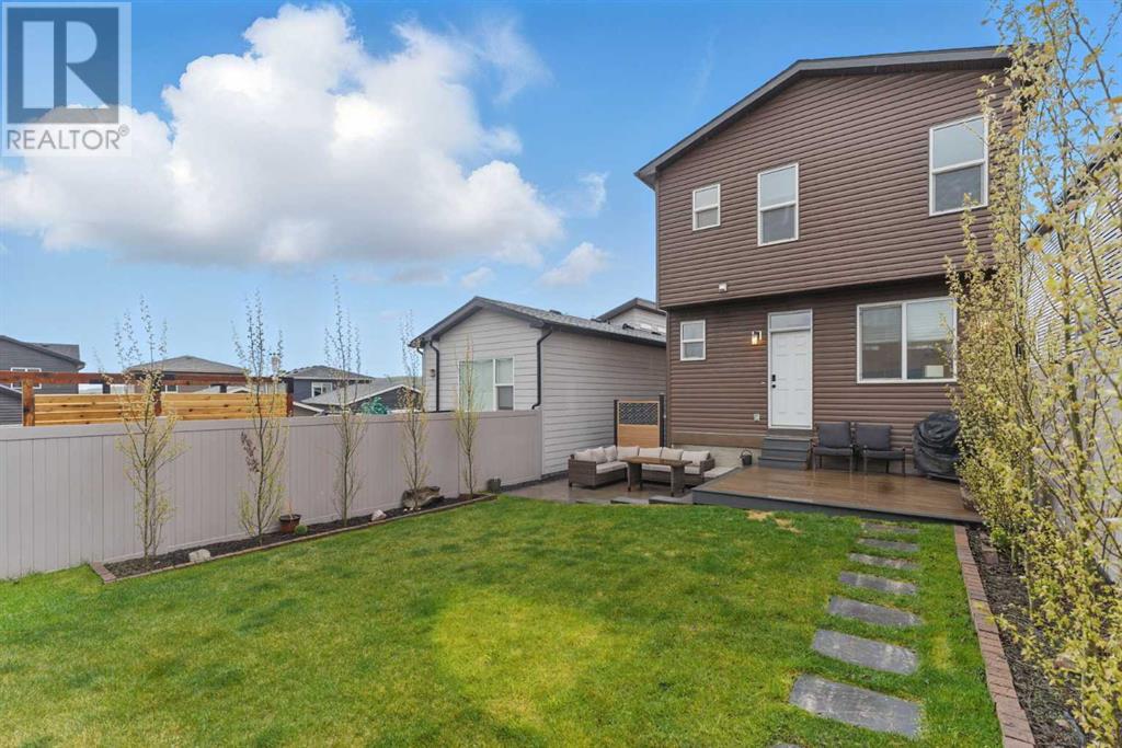 Single Family House for Sale in  Haskayne Drive NW Haskayne Calgary 