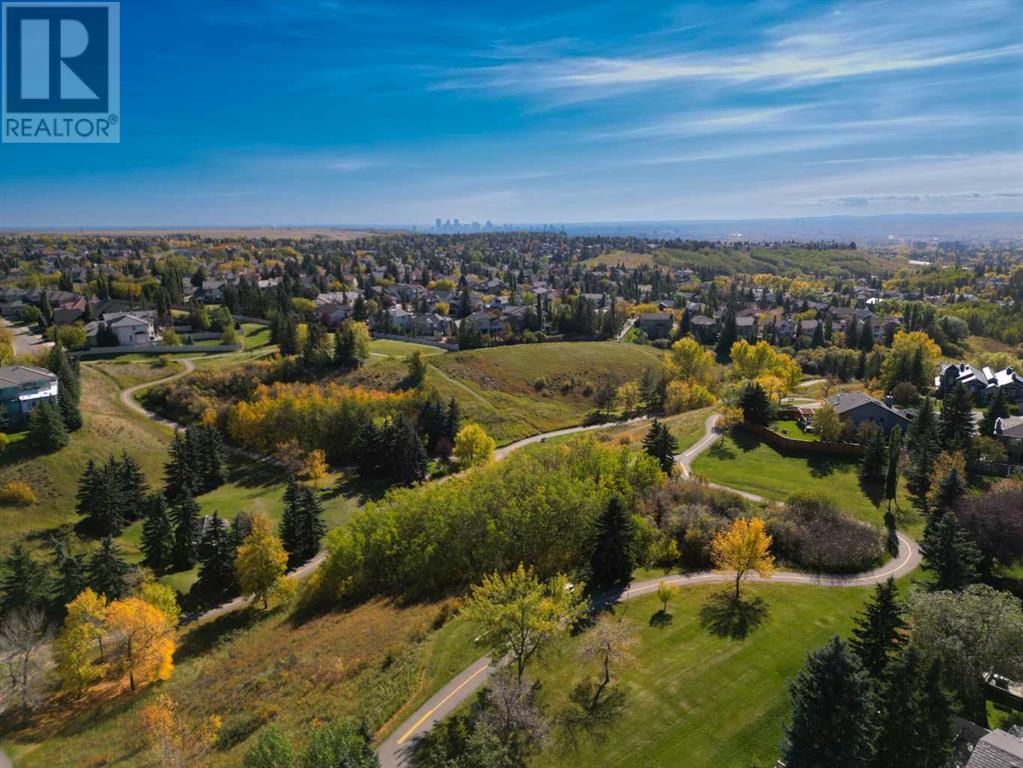 Single Family House for Sale in  Edgeridge Way NW Edgemont Calgary 