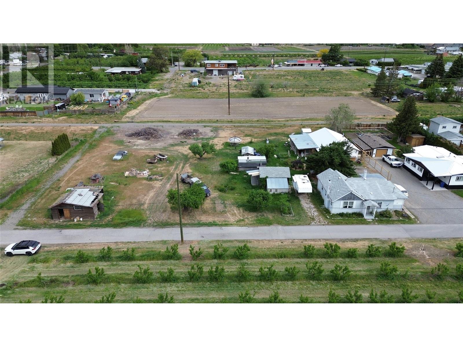 110 9th Avenue, Keremeos