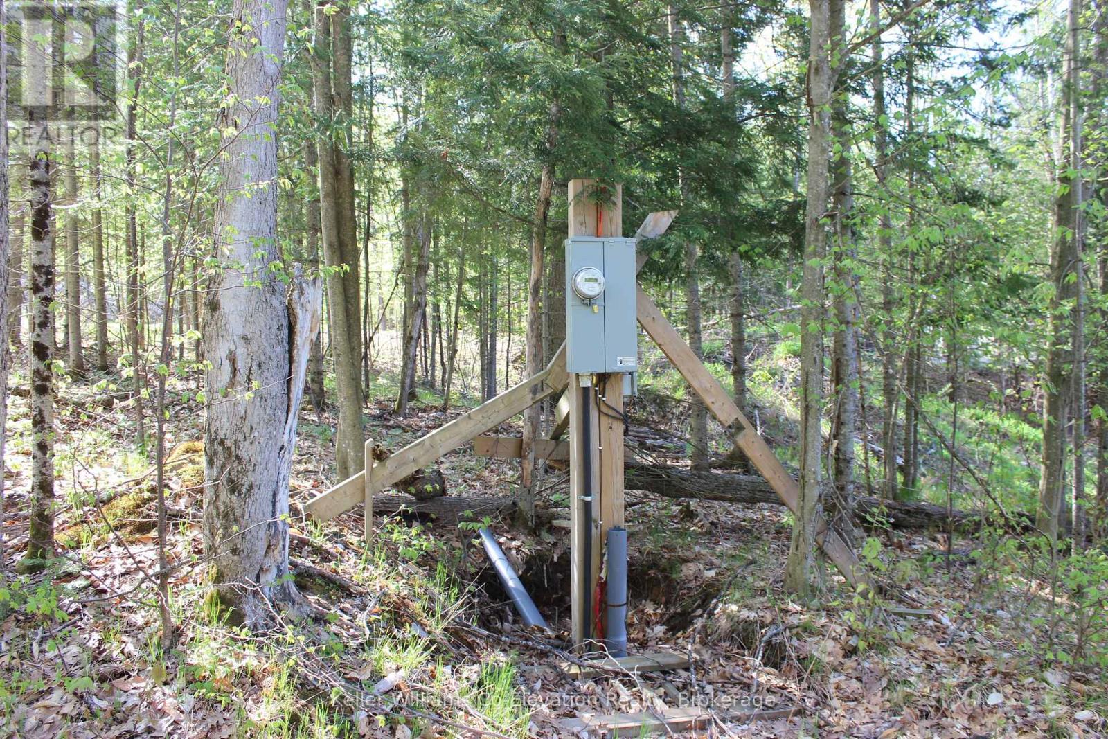Photo 8 of 5 Mountain Basin Drive, Mcdougall ON