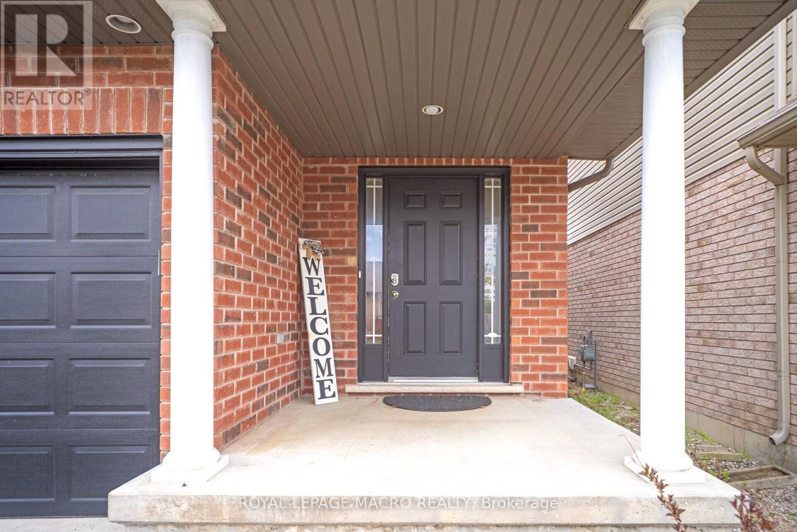 Photo 30 of 115 Pelech Crescent, Hamilton ON