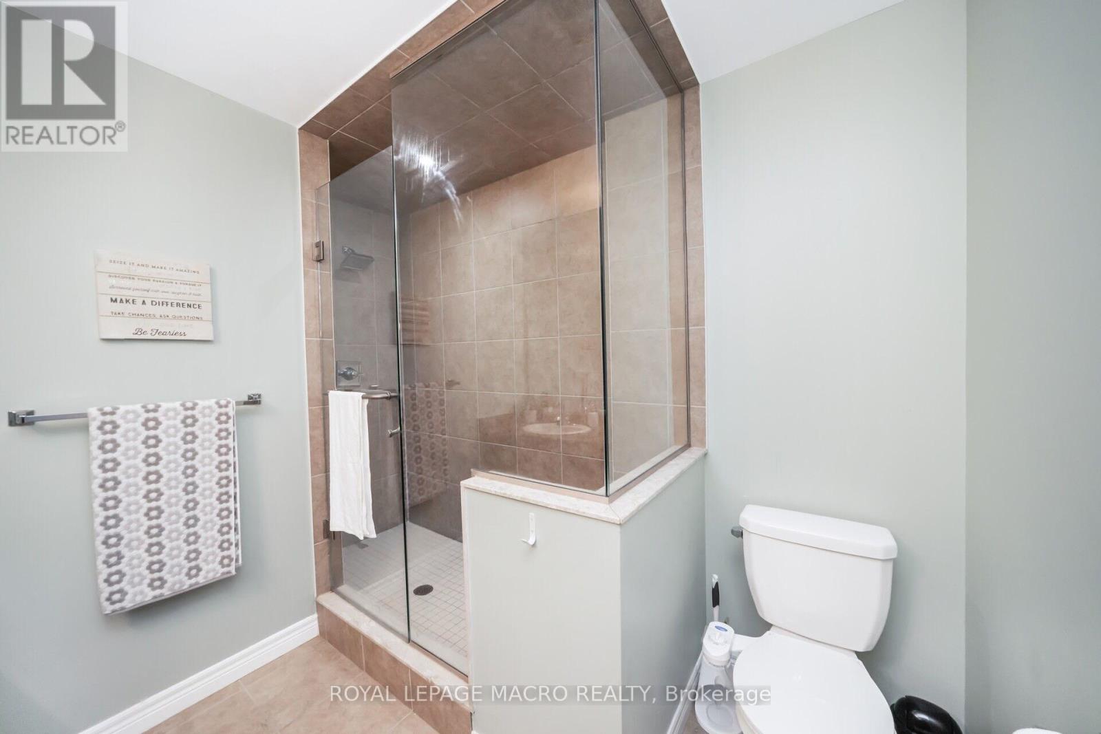 Photo 11 of 115 Pelech Crescent, Hamilton ON
