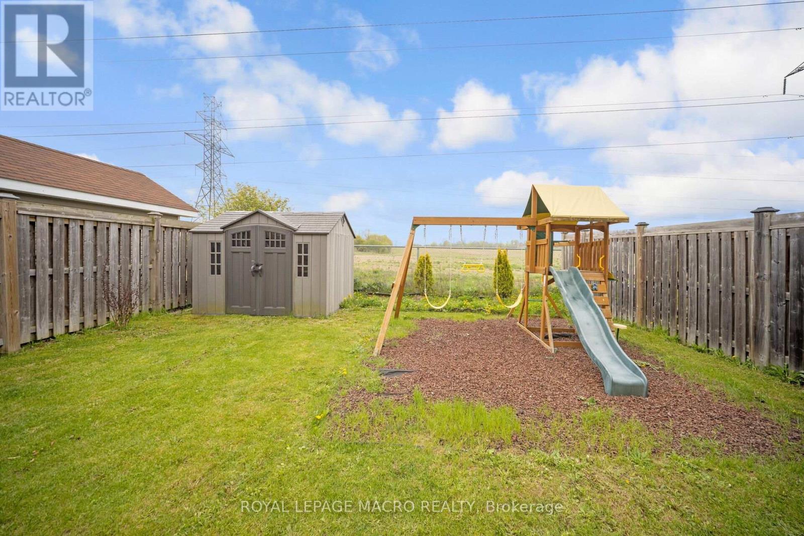Photo 39 of 115 Pelech Crescent, Hamilton ON