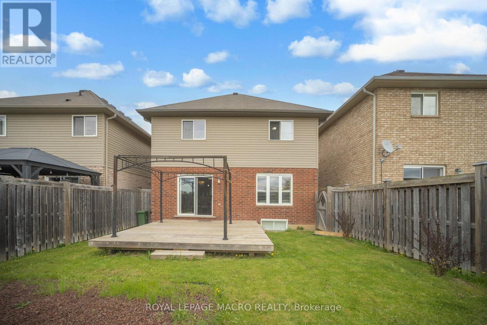 Photo 22 of 115 Pelech Crescent, Hamilton ON