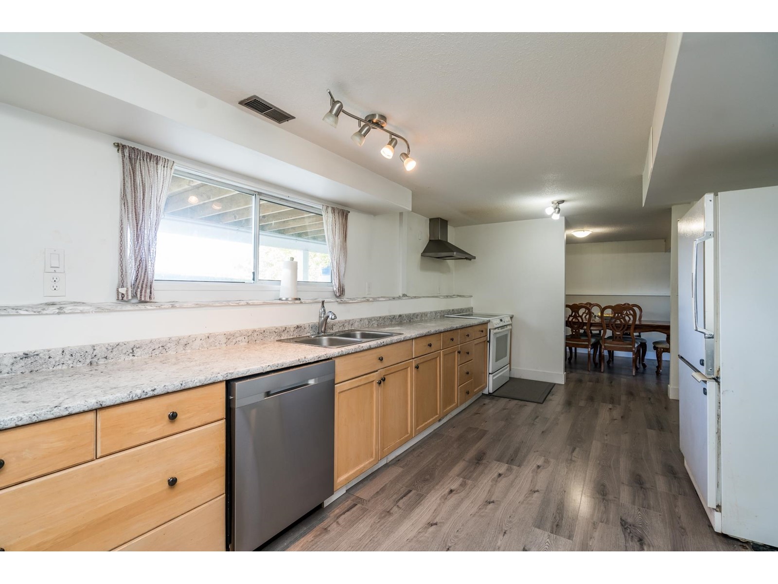 42505 YALE ROAD, Greendale, Sardis - Greendale