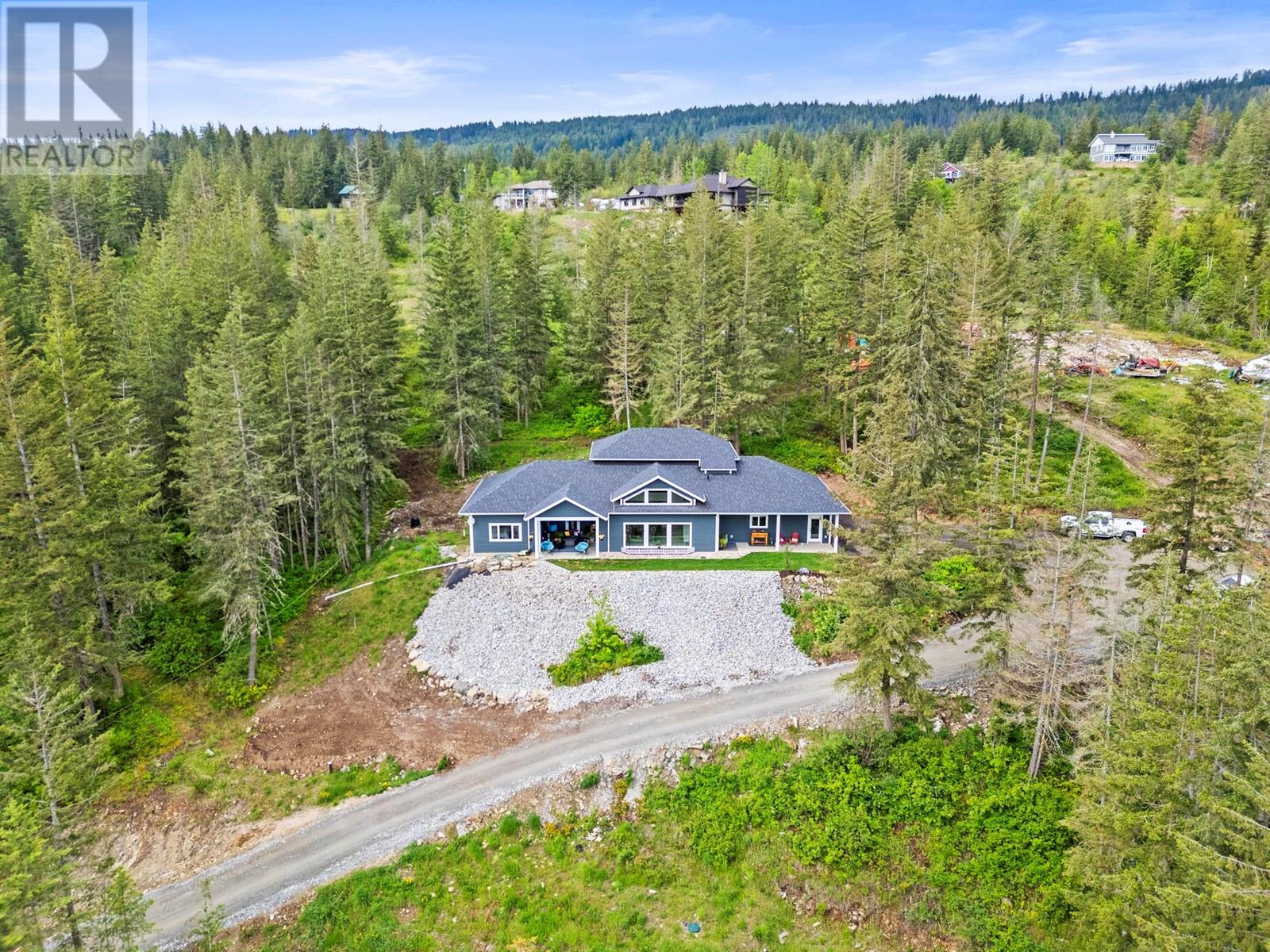  307 Oxbow Place, Enderby
