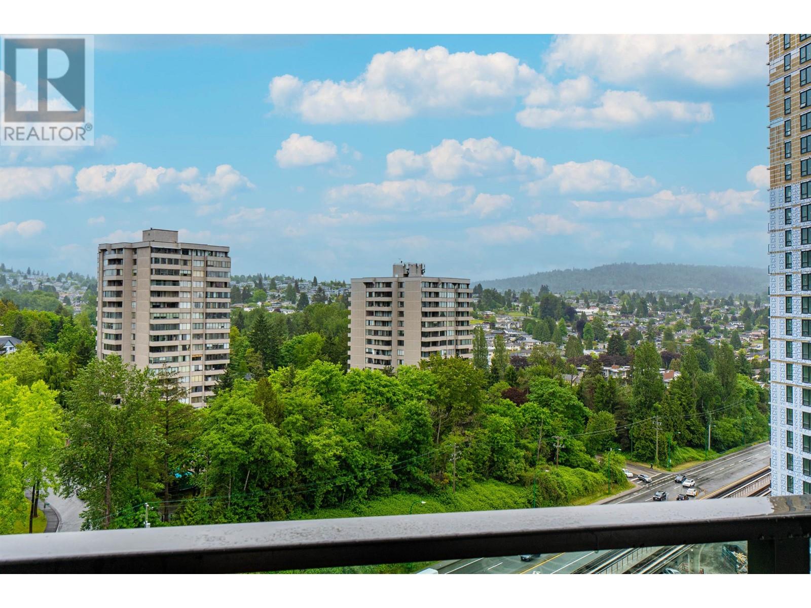 Photo 35 of 1901 2200 Douglas Road, Burnaby BC