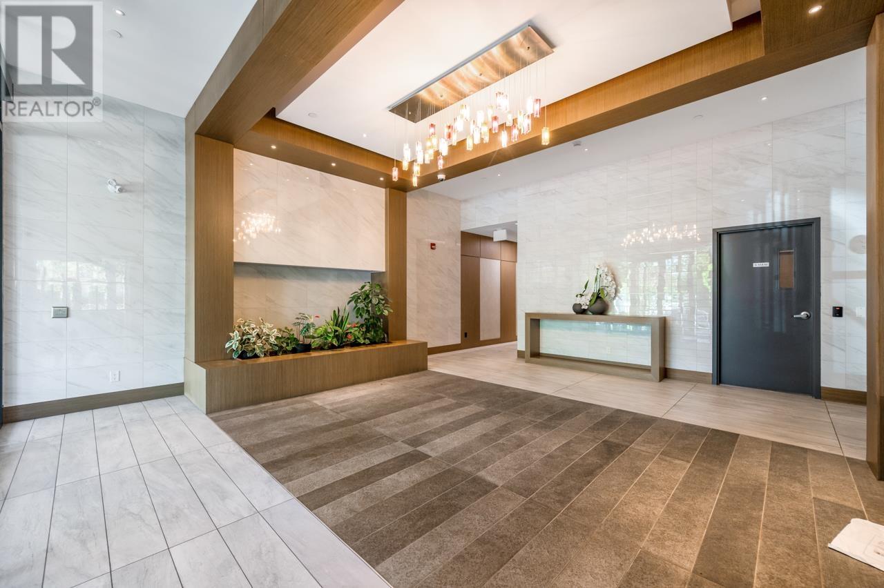 Photo 4 of 603 5693 Elizabeth Street, Vancouver BC