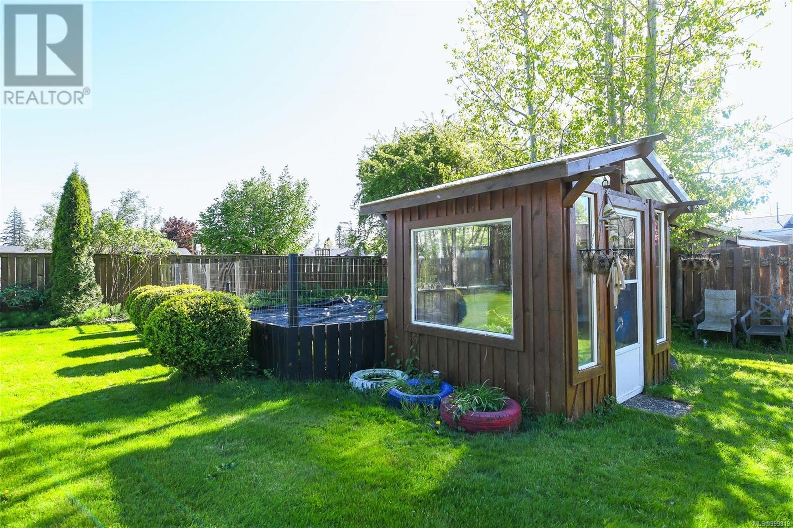 342 Anne Rd, Campbell River