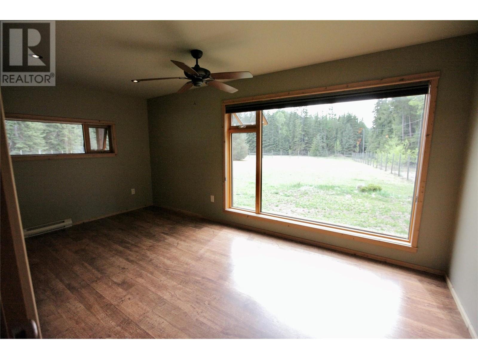152 Talbot Road, Salmo