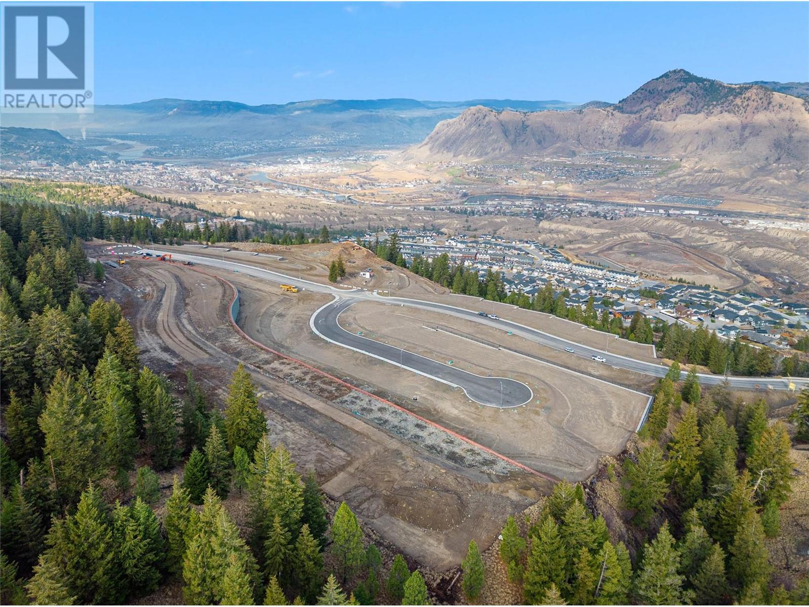 Photo 8 of 2318 Coldwater Drive, Kamloops BC