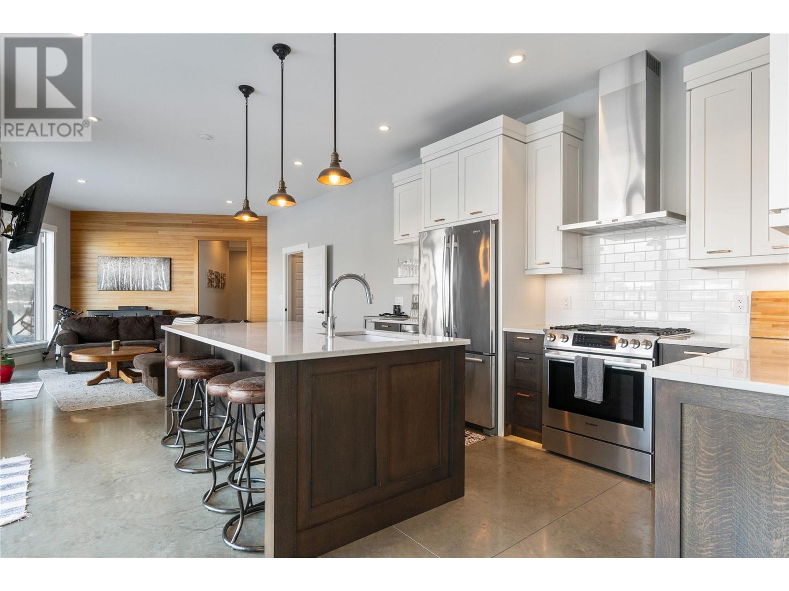 Photo 33 of 4125 Eagle Bay Road, Eagle Bay BC