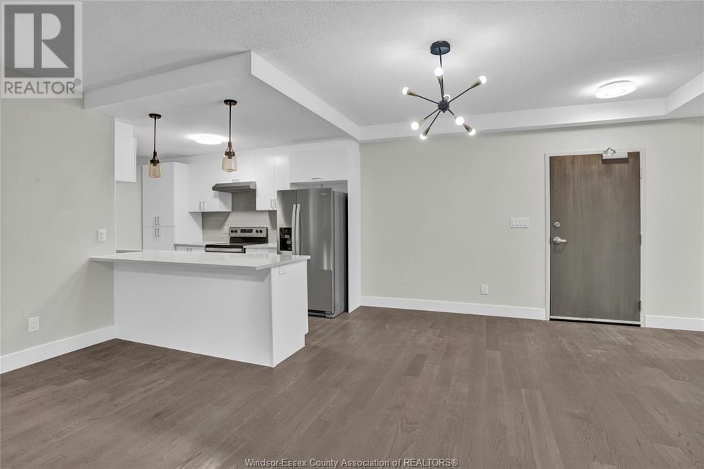 Photo 3 of 2600 Sandwich West Parkway Unit 301, Lasalle ON