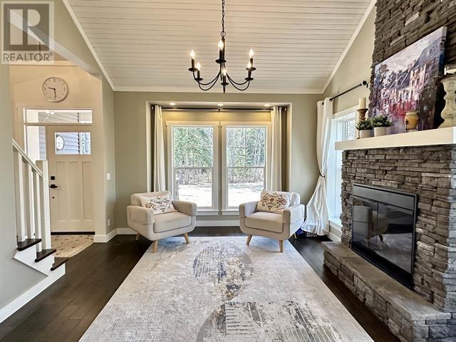 1787 E 16 HIGHWAY, Vanderhoof