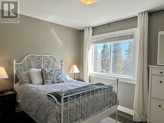 1787 E 16 HIGHWAY, Vanderhoof