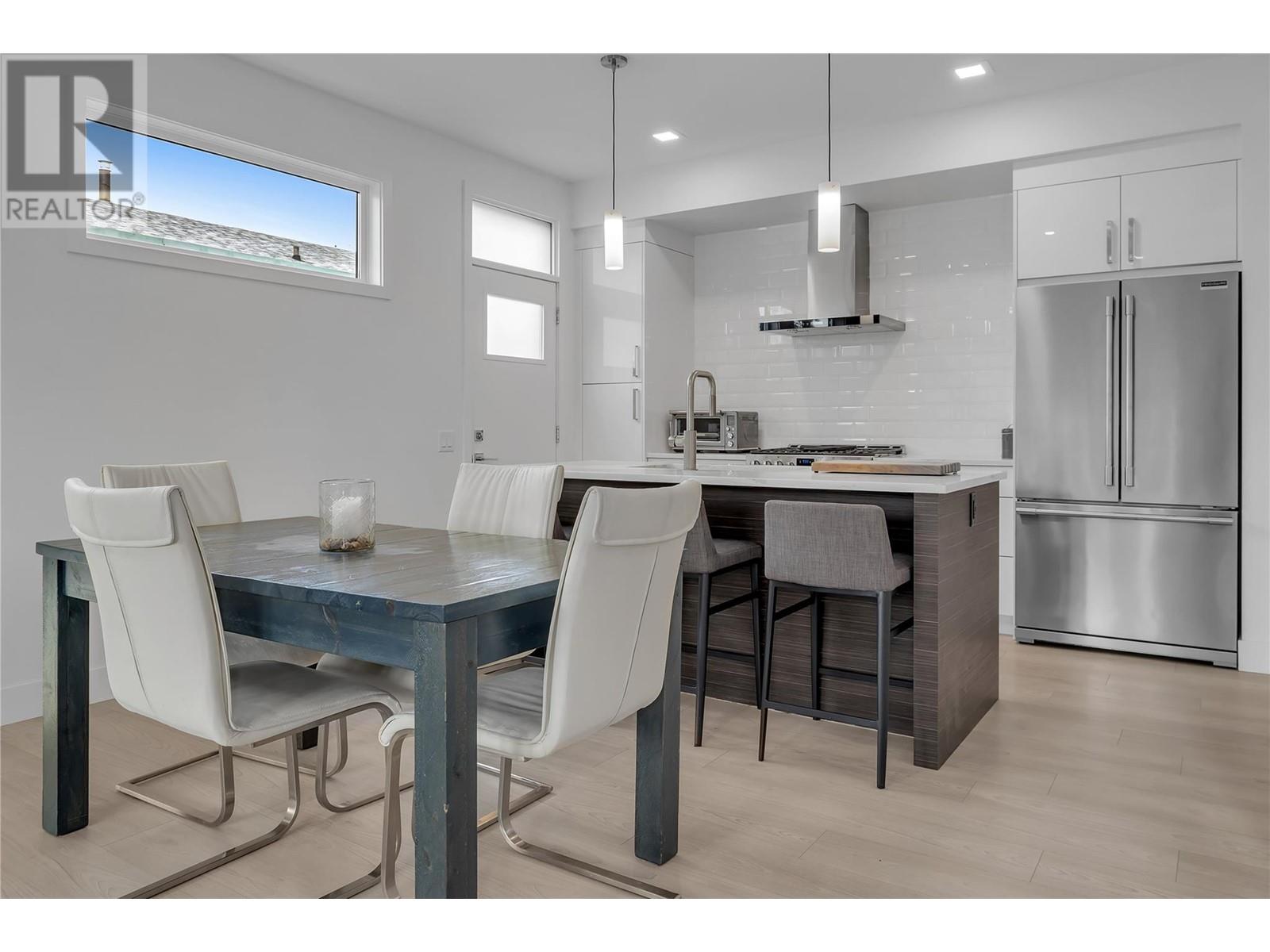  766 Cadder Avenue, Kelowna