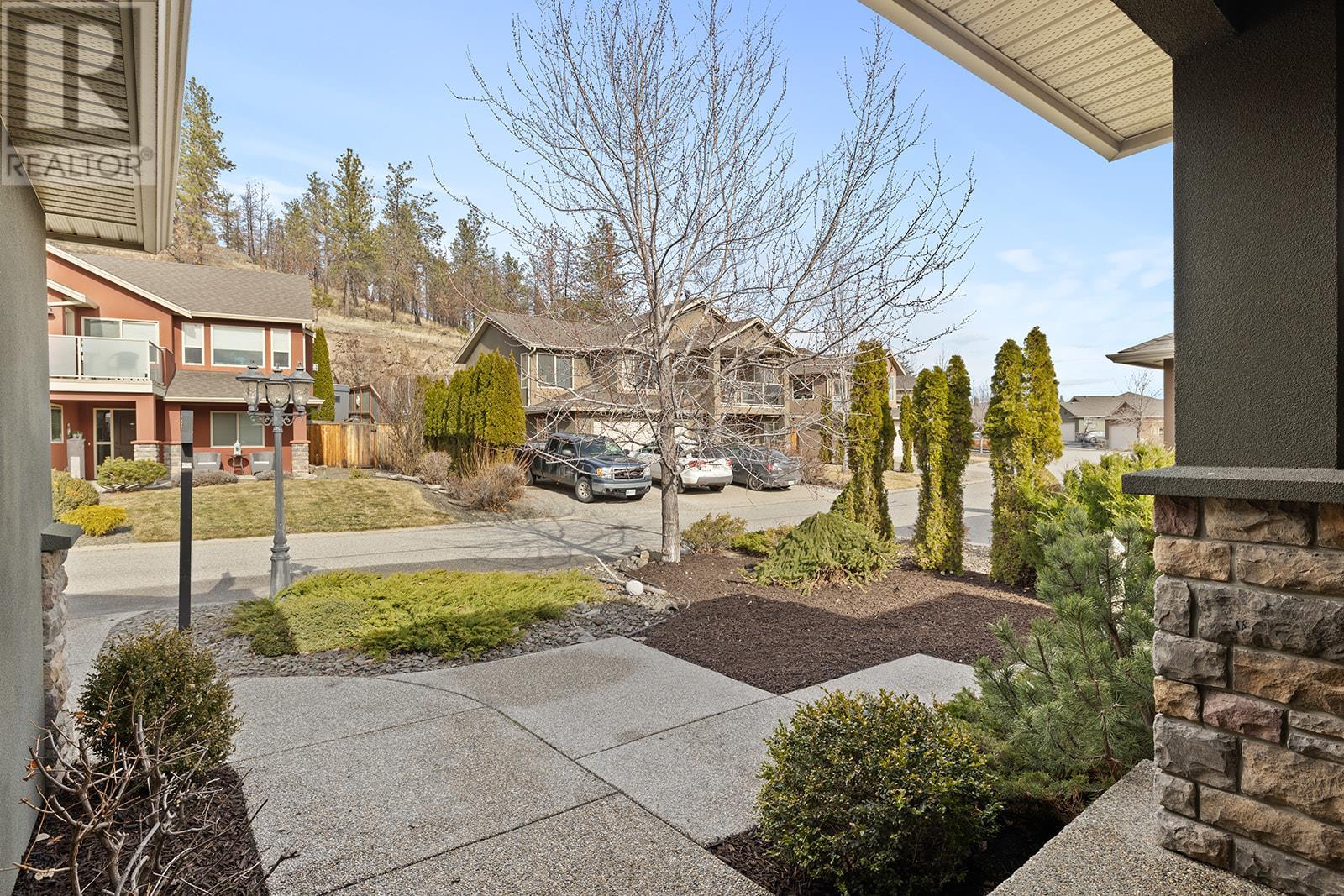 24 2040 Rosealee Lane, West Kelowna