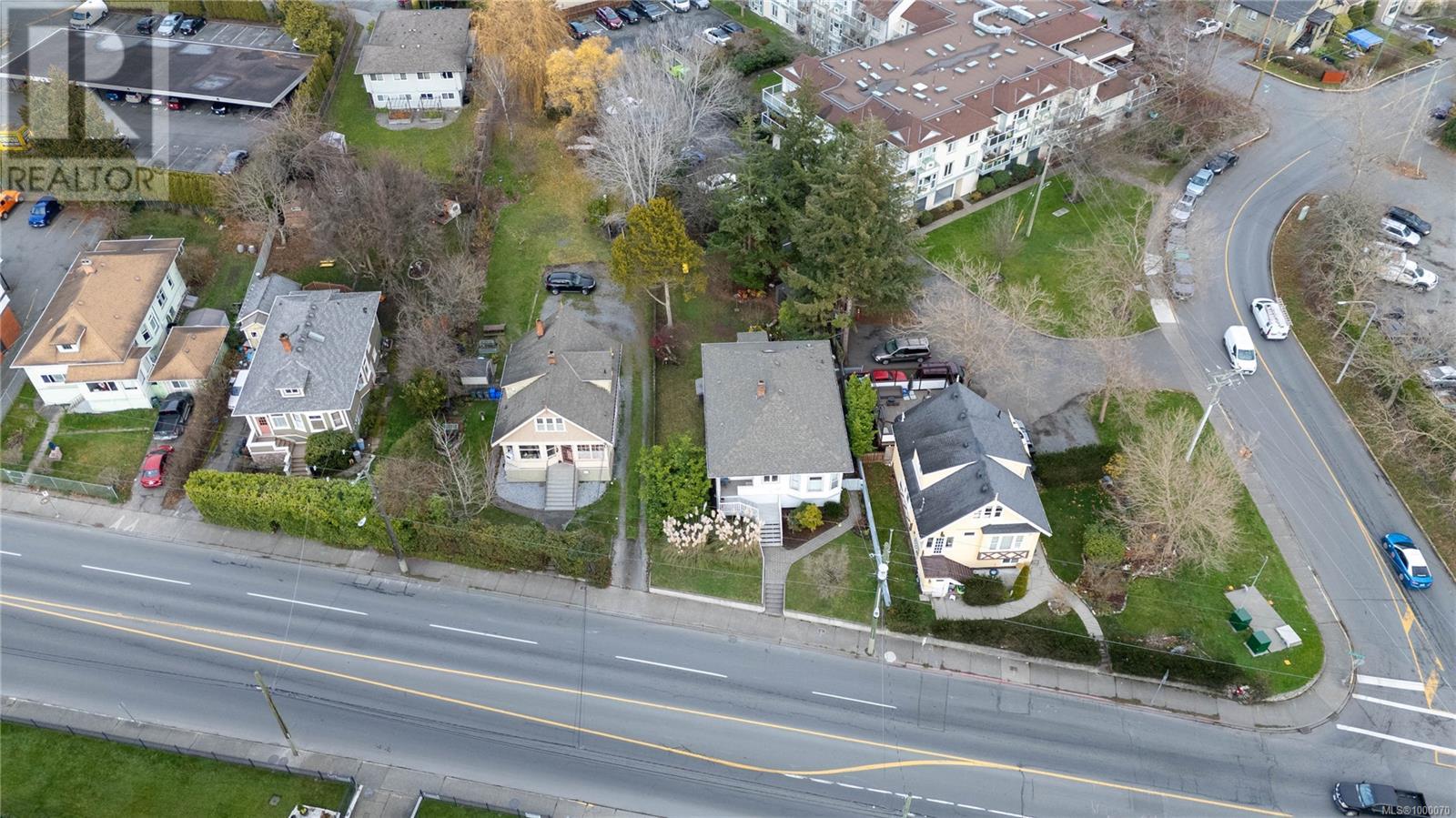 Photo 2 of 378 Burnside Rd E, Saanich BC