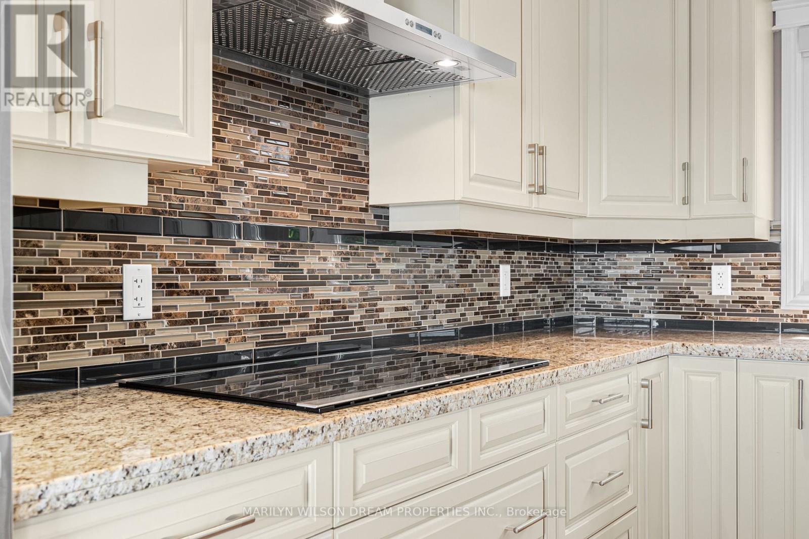Photo 20 of 614 Lake Street, Mcnab Braeside ON