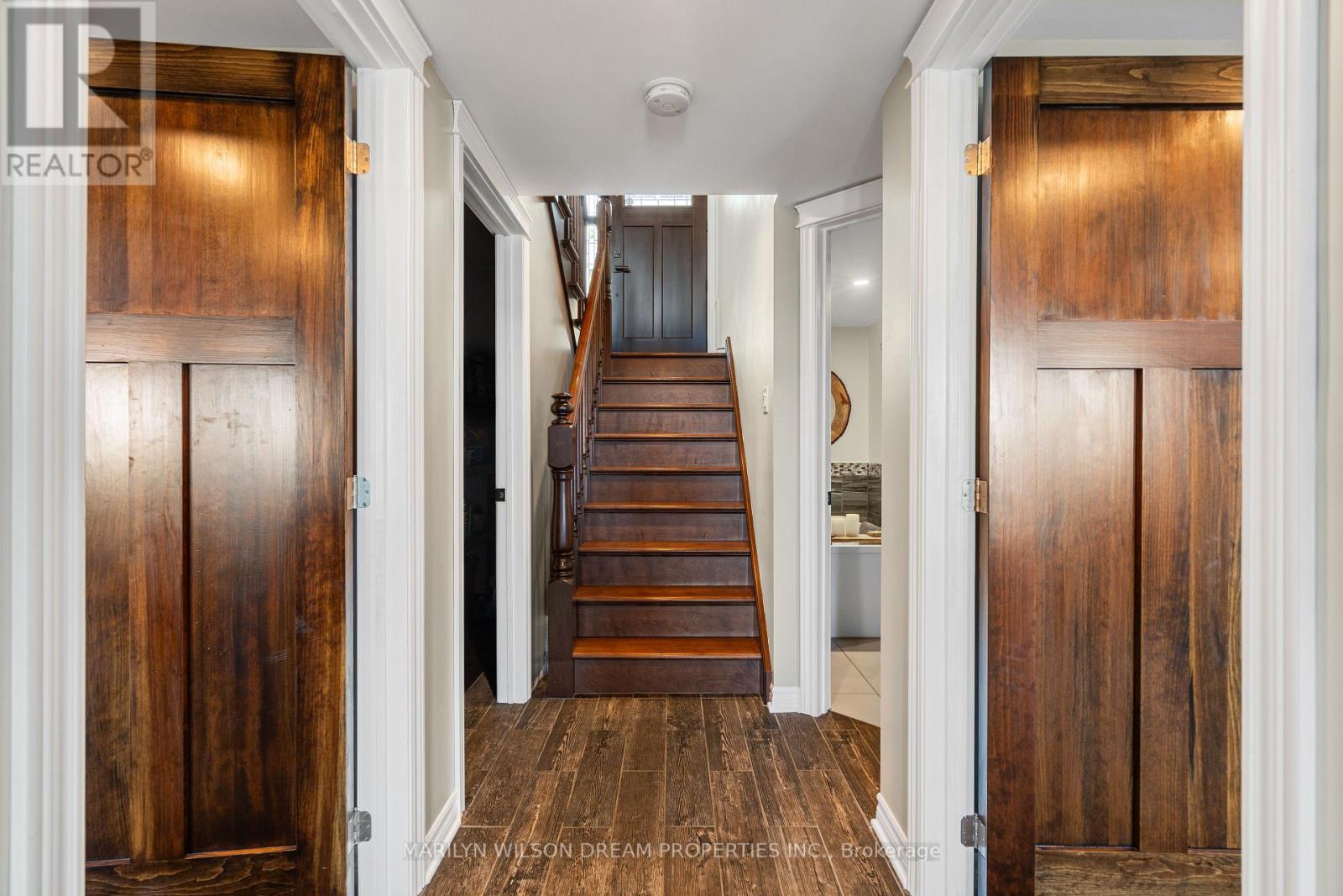 Photo 21 of 614 Lake Street, Mcnab Braeside ON