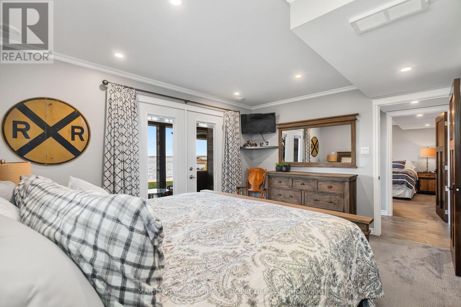 Photo 47 of 614 Lake Street, Mcnab Braeside ON