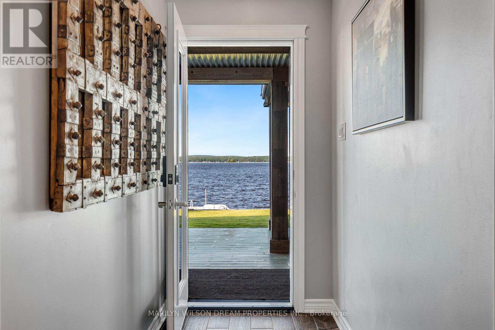 Photo 32 of 614 Lake Street, Mcnab Braeside ON