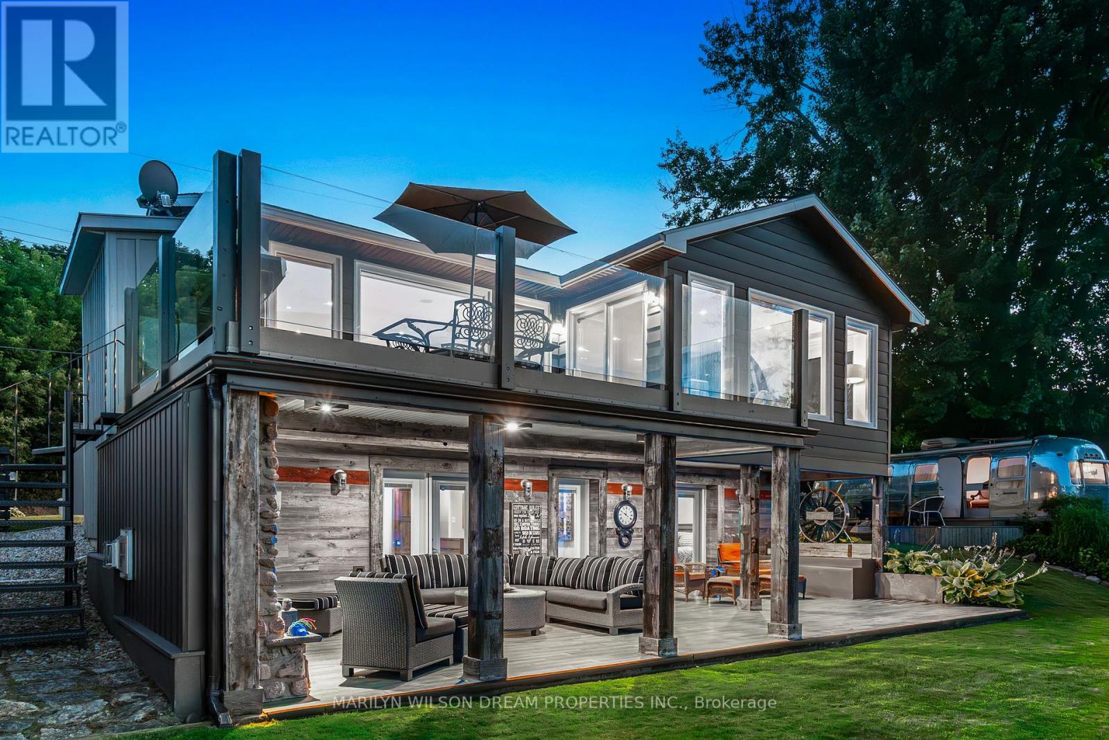 Photo 5 of 614 Lake Street, Mcnab Braeside ON