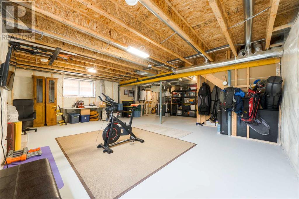 218 Riviera View, Cochrane