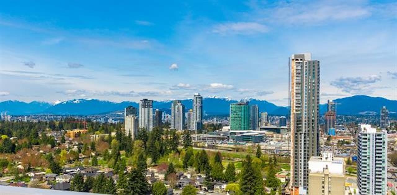 Photo 3 of 2408 9675 King George Boulevard, Surrey BC